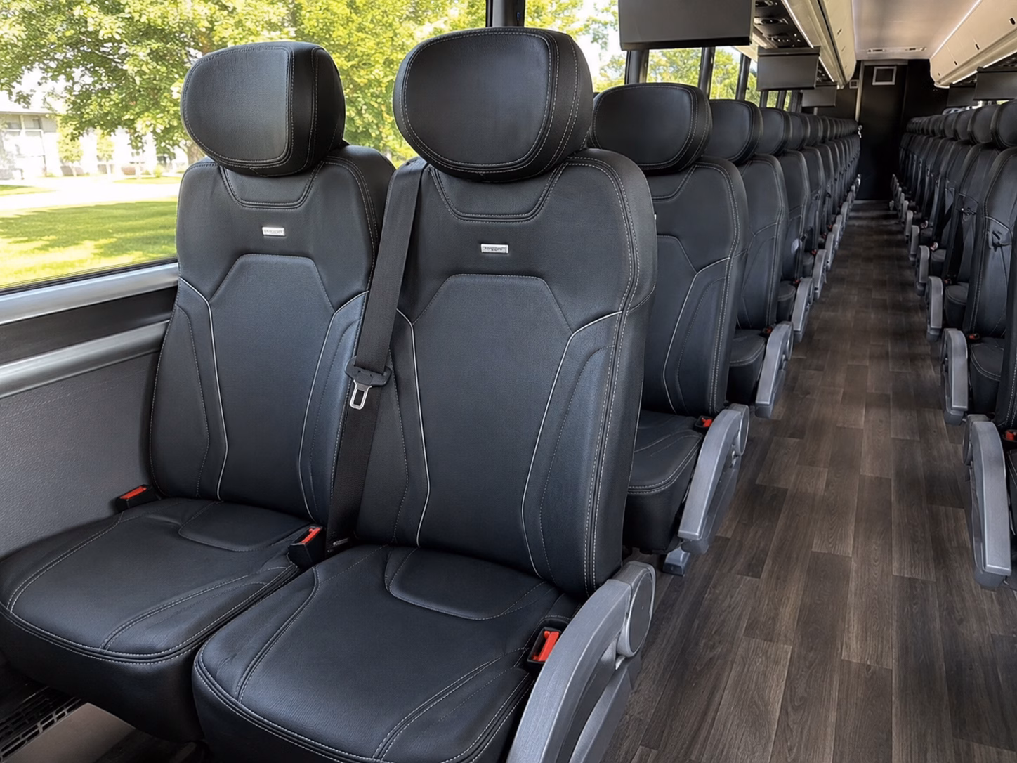 arrange airport pickups for destination wedding guests flying into sba or sbp