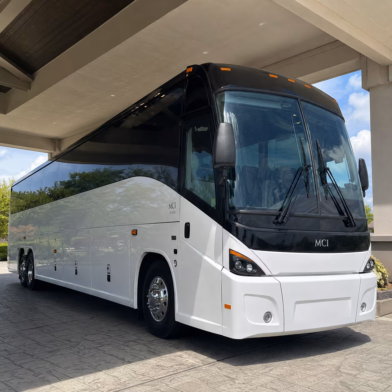 santamariacharterbuscompany com is ready to help you find airport transportation from santa maria to lax and beyond